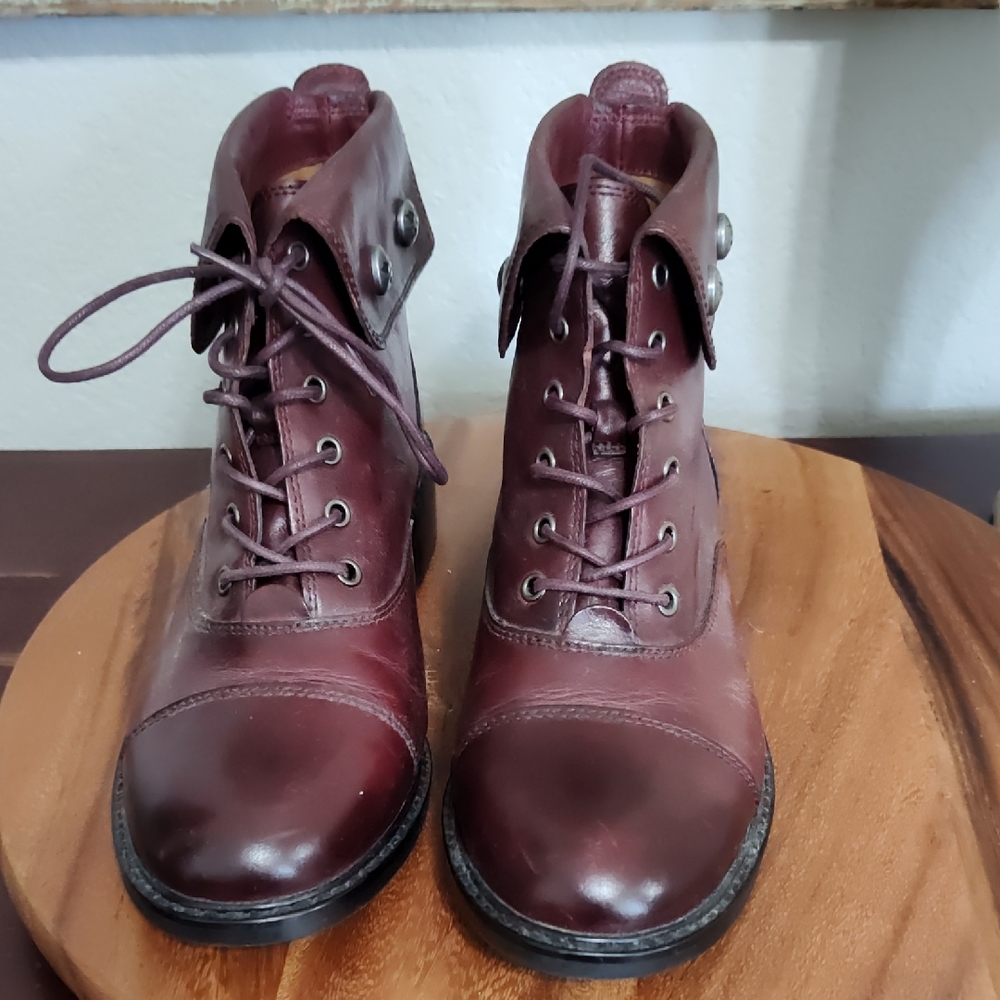 Patricia Nash Lia burgundy wine boots size US  8.5